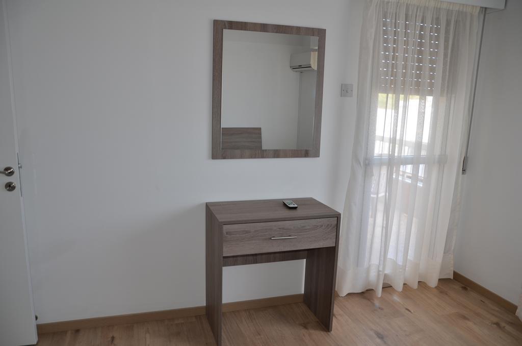 Surf & Sun Holiday Apartments Limassol Exterior foto